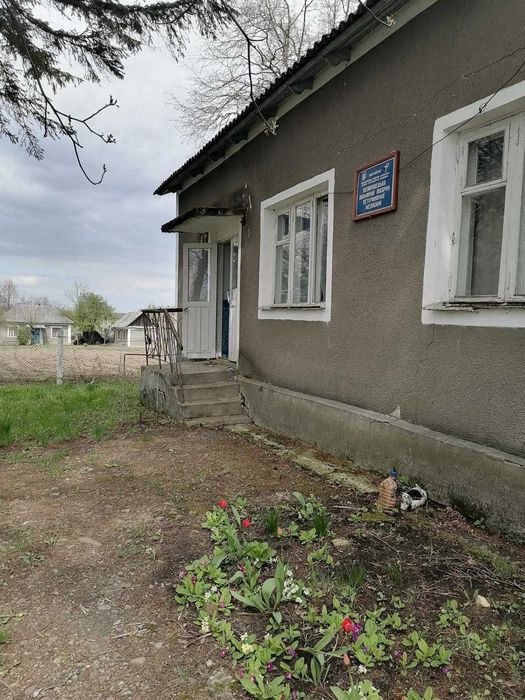 Комплекс будівель 209,3 м2, 0.2 га, Нелипівці вул.Соборна 2