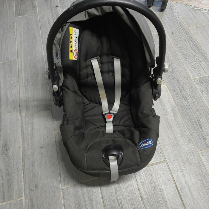 Carrinho bebé três pecas