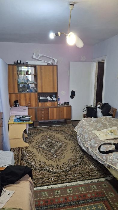 Продаю! 1 к/к  вул. ПІВДЕННА.