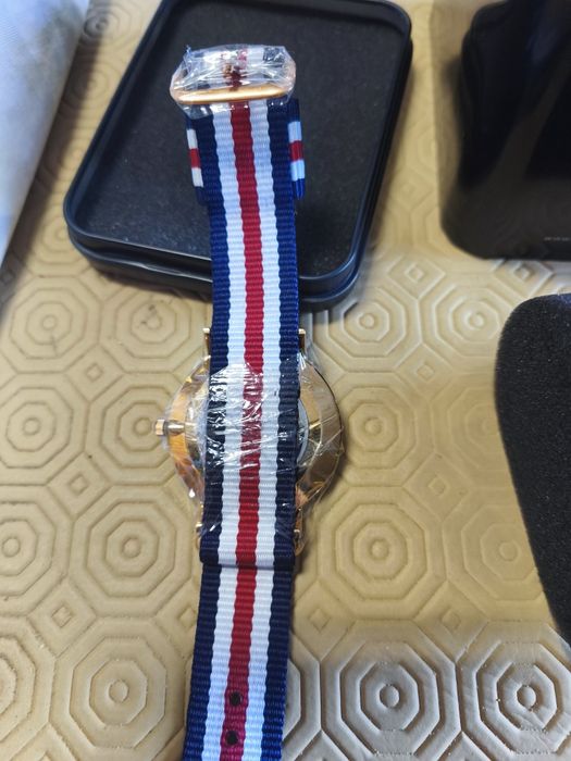 Relógio Casima novo