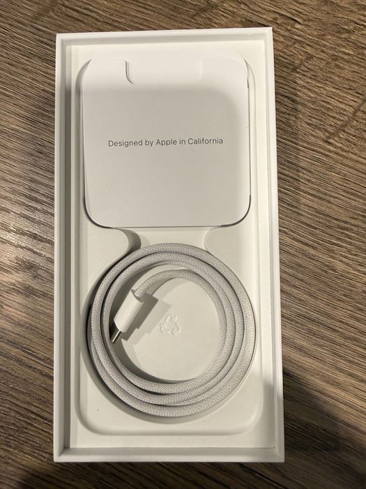 Iphone 15 Pro 256GB Blue Titanium, dystrybucja Polska. Dowód zakupu.