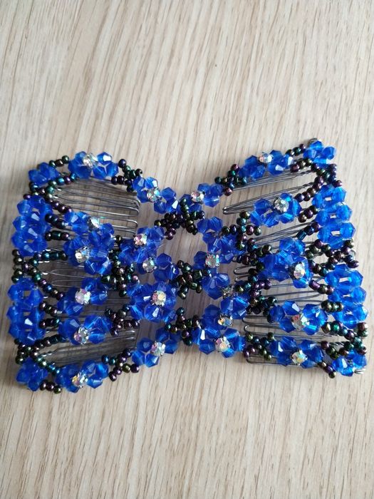 Заколка для волосся