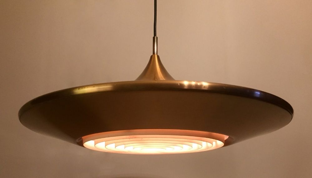 Candeeiro LYFA modelo KULI desenhado por Ejnar Mielby, anos 60