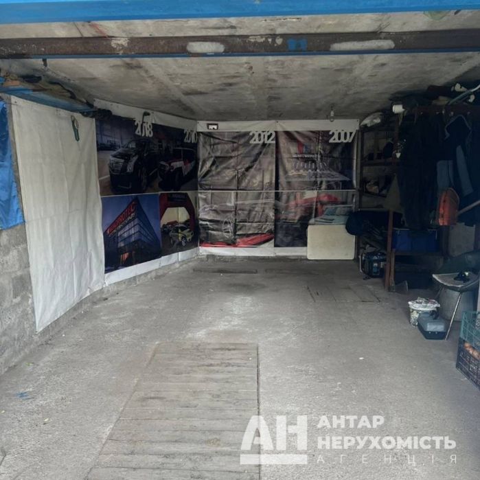 Продається  4-к квартира в Кропивницькому , р-н Ю. Коваленка (Велмарт)