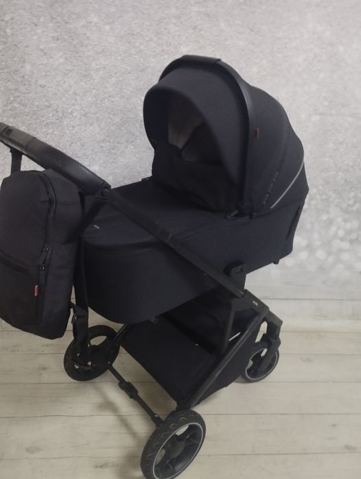 Коляска 2 в 1, фірма Carrelo