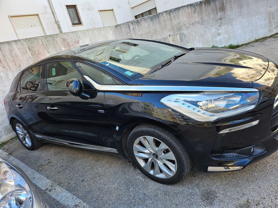 Vende-se DS5 Híbrido4