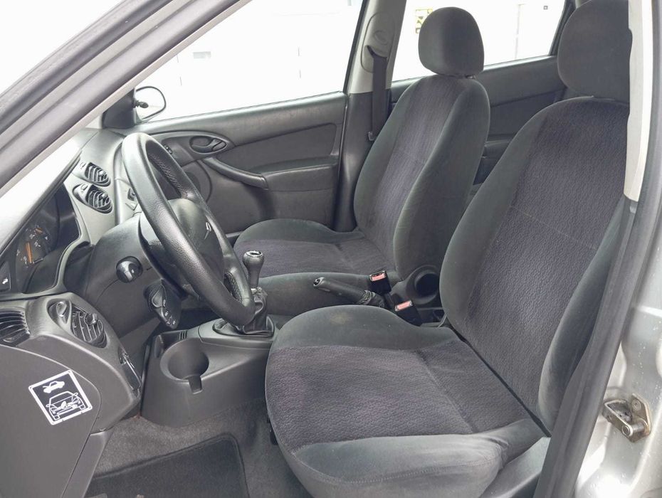 Ford focus 1.4 16v impecável