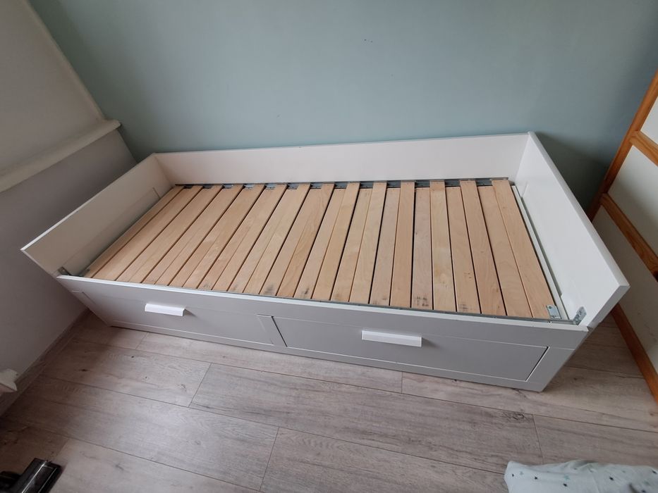 Ikea brimnes łóżko rozkładane z szufladami