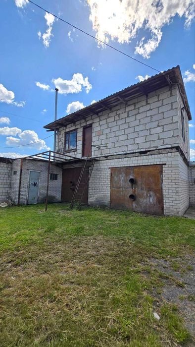 Продаж двох поверхового гаража у місті Васильків