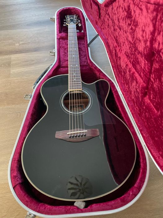 VENDO ou TROCO Guitarra da Coleção do fundador da banda Whitesnake