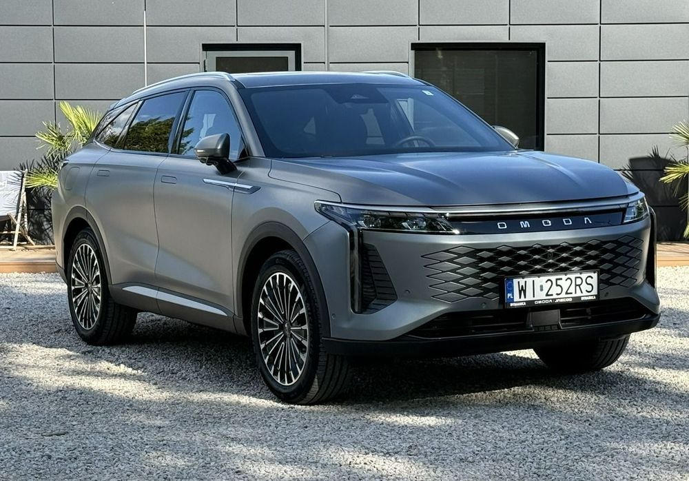 Omoda 9 9 PHEV 537kM Exclusive! Salon Polska! Panorama ! Masaże ! Kamera 3D!