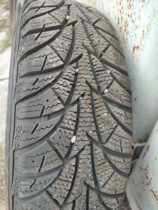 Шины зима 185/70  R14. Диски Opel Omega A