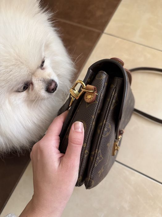 Cумка Louis Vuitton pochette matis