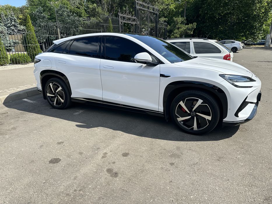 Продам byd sealion7