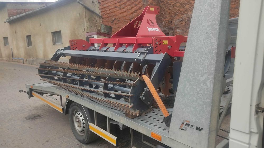 Laweta auto holowanie motocykle autolaweta pomoc drogowa transport