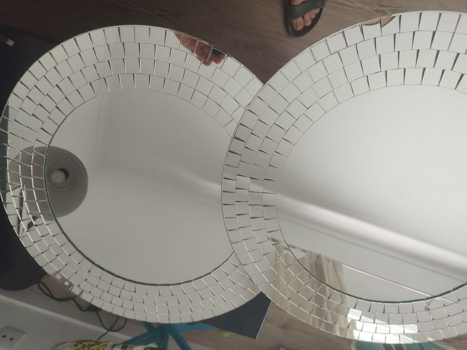 2 Espelhos IKEA redondos