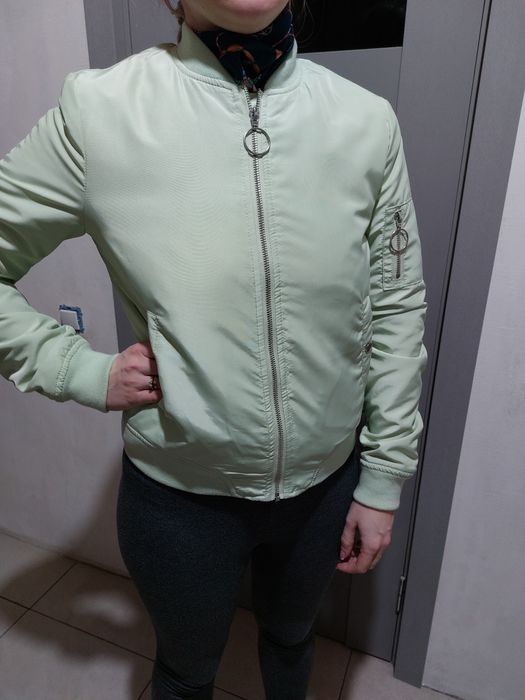 Бомпер куртка reserved  ррS 34