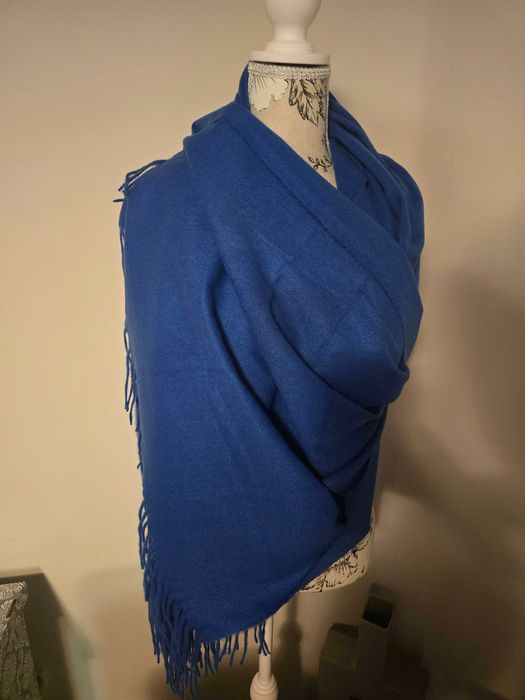 Szal 70 cm x 200 cm. Nowy Niebieski Błękit królewski