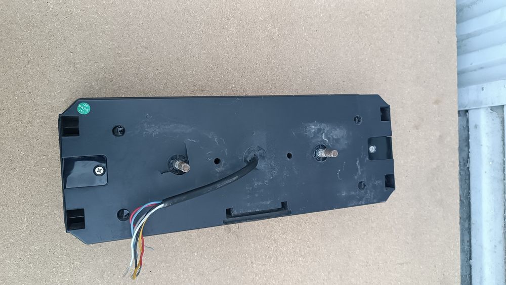 Vendo lanterna traseira do camião