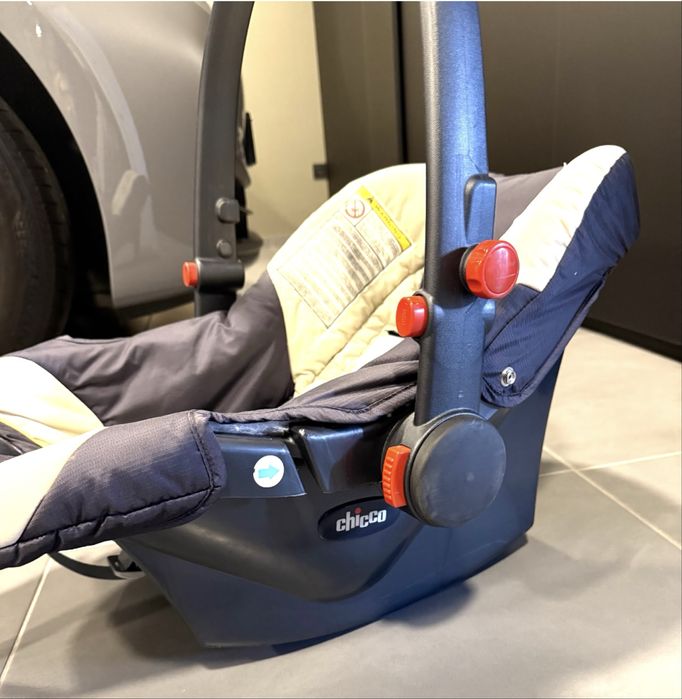 Cadeira de bebê para carro