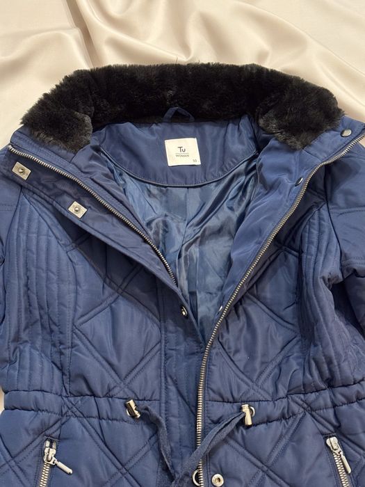 Демисезонная  куртка Тu
