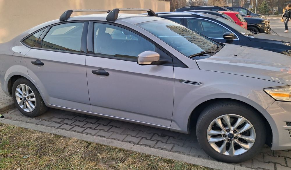 Ford Mondeo Ford Mondeo 2011 MK4 benz 1,6 - uszkodz tylna klapa