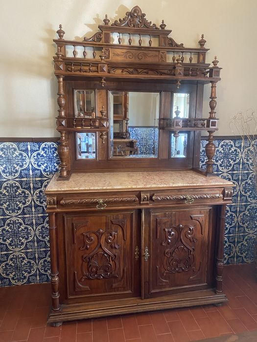 Móveis do século XIX, com marmore rosa original