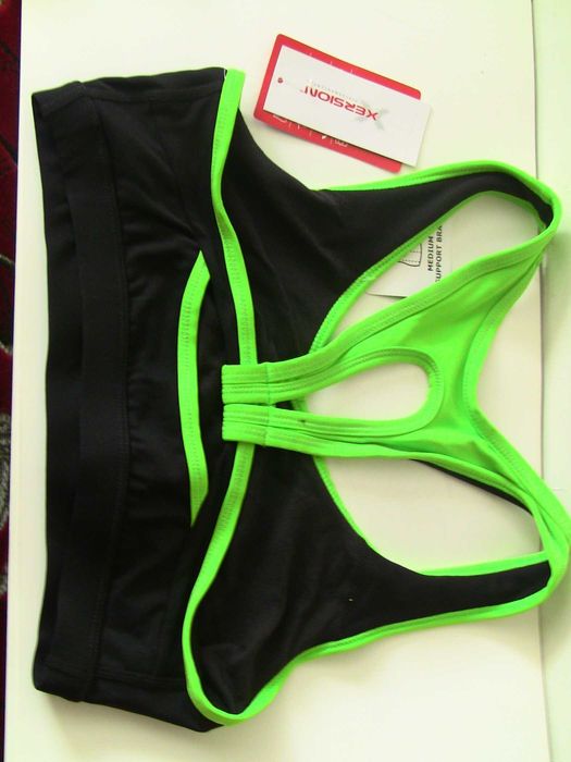 Спортивный лиф, топ, бра американской фирмы XERSION размер M