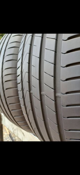 235/55/18 Sprzedam parę opon letnich Pirelli