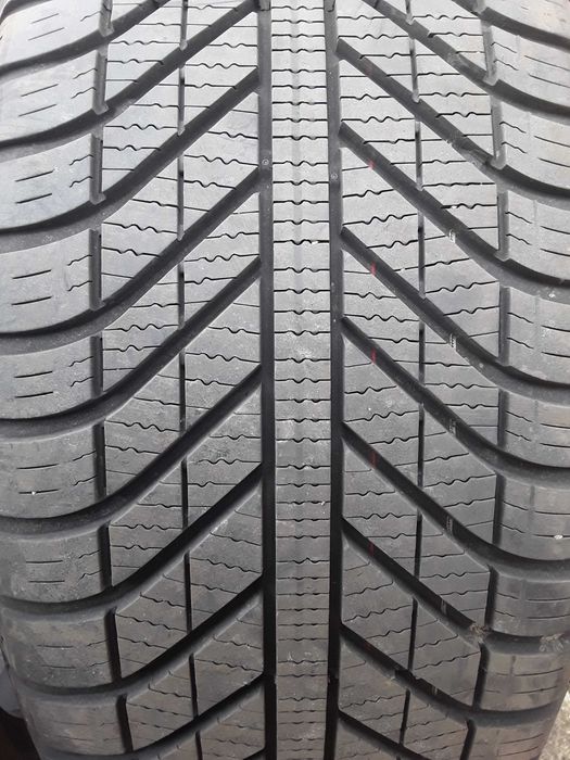 Opony całoroczne 225 50r17 Goodyear