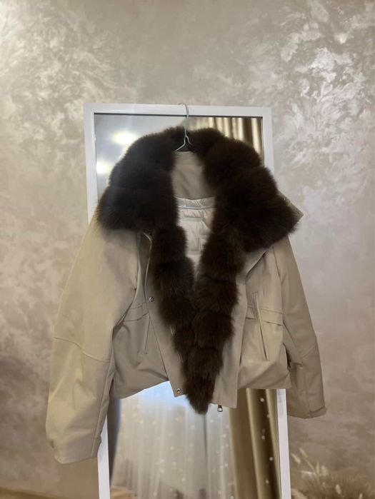 Парка авто леді з натуральним хутром