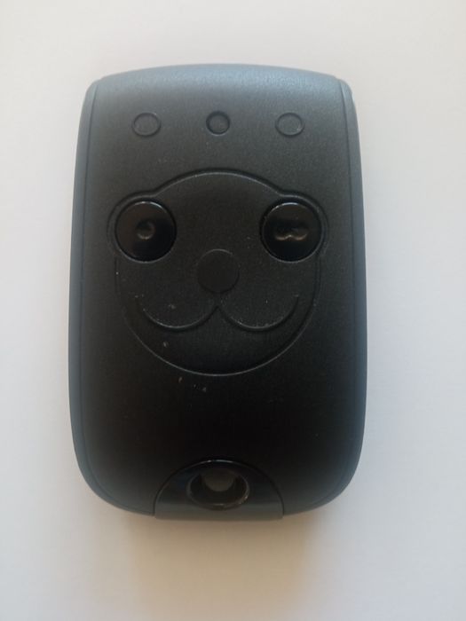 Sprzedam nowe piloty do bram .