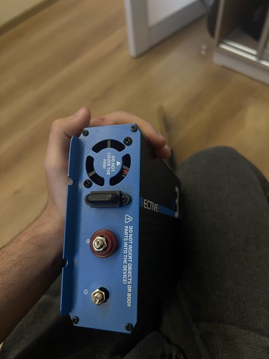 Інвертор ECTIVE CSI 300W / 12V — чиста синусоїда