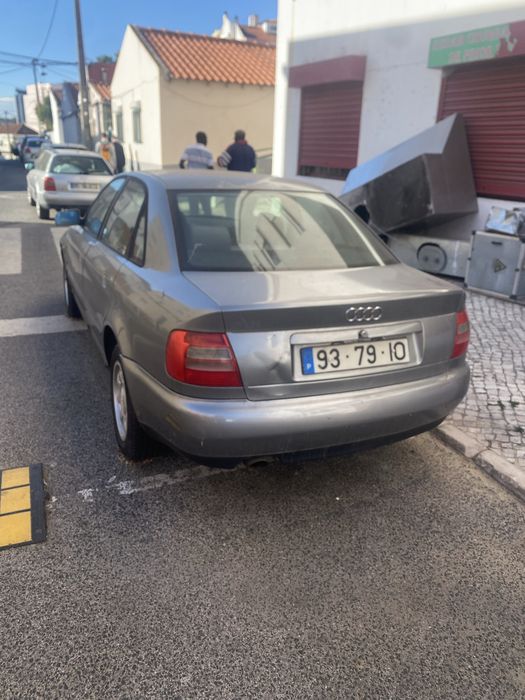 Audi A4 97 - CBR1000F 945
