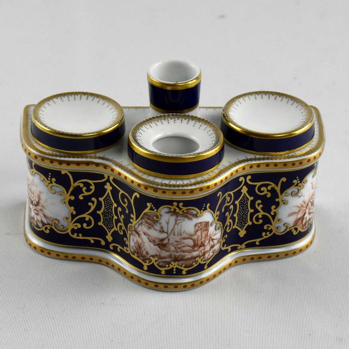 Tinteiro em porcelana ricamente decorado “Maravilhas da Porcelana"