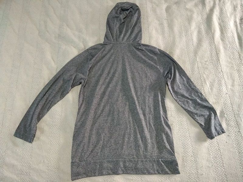 Sweat com gorro (Zara Boys) NOVA