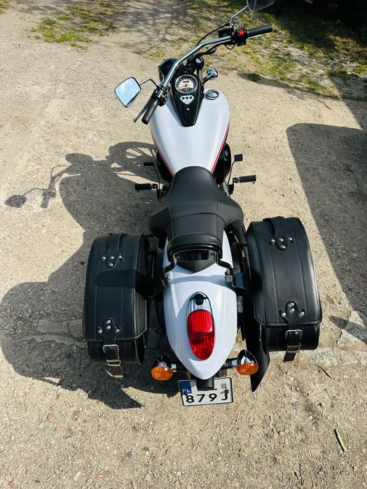 Kawasaki VN 900 Custom