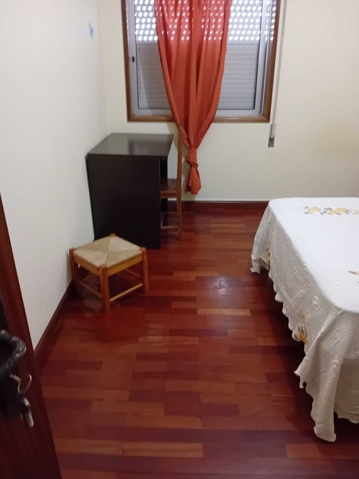 Quartos para arrendar a meninas