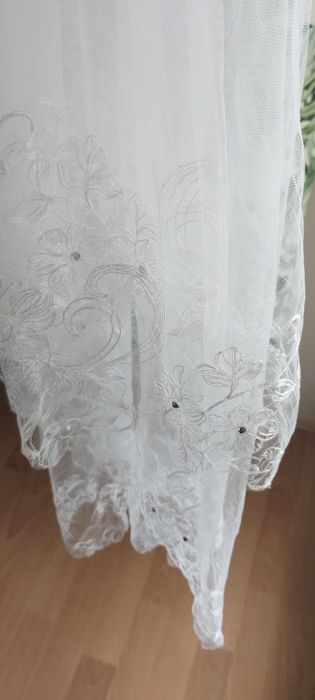 Piękny welon ślubny