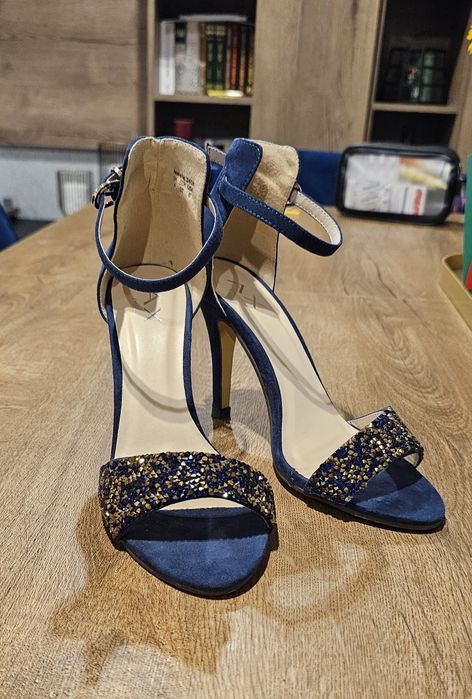 Sandały na szpilce 37 cyrkonie