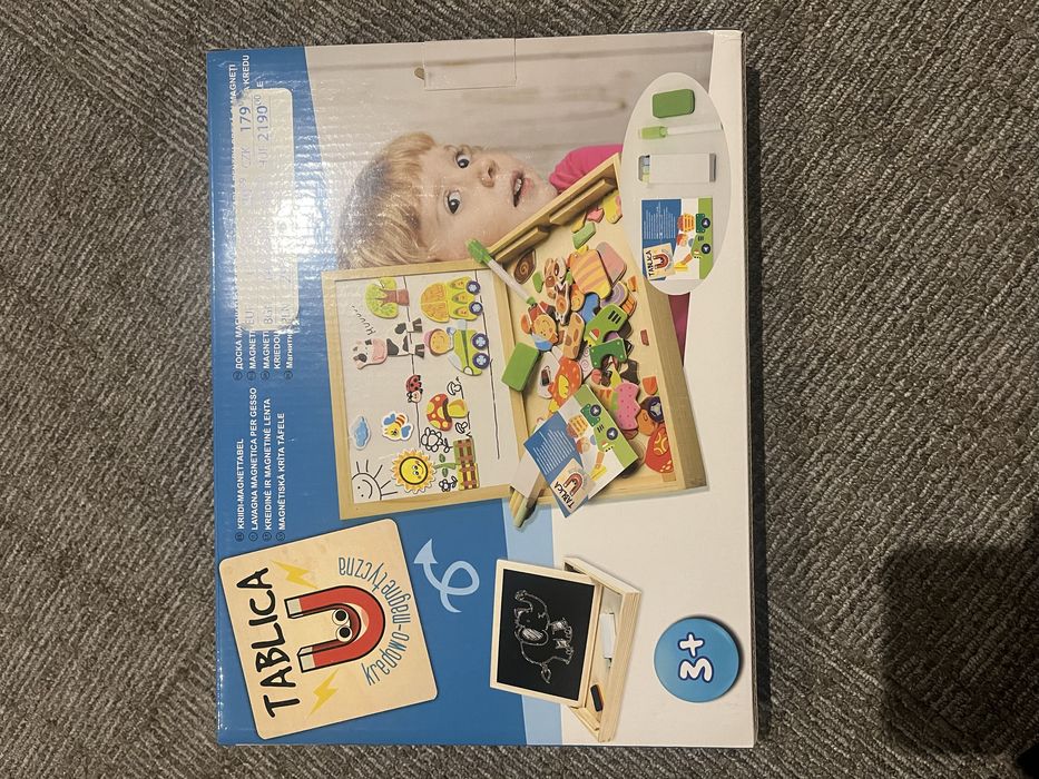 Tablica kredowo magnetyczna 97 sztuk magnesów