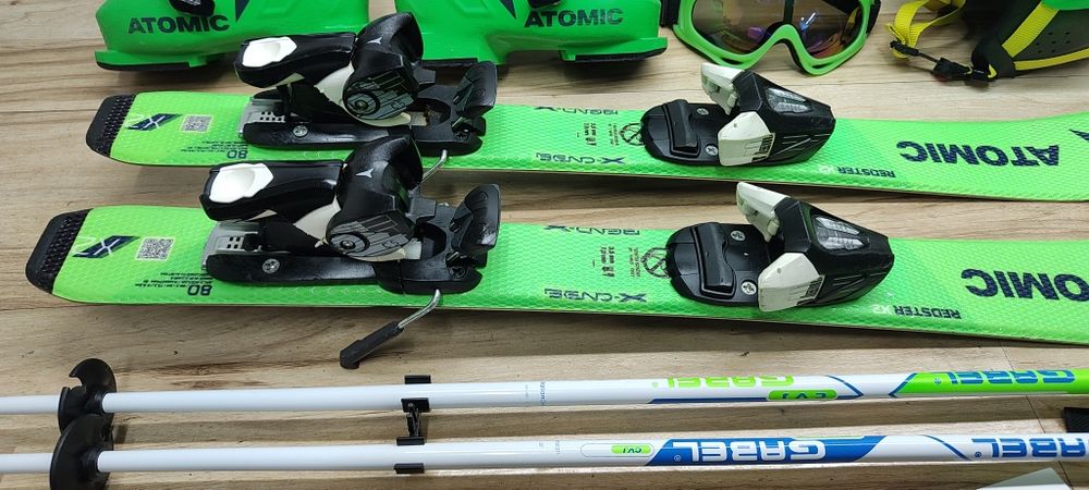 KOMPLET Narty Atomic 80 cm Buty 28 Kask Gogle Kijki