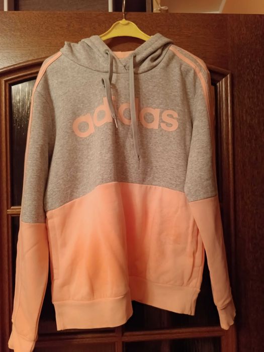 Bluza Adidas w idealnym stanie,zakupiona  w 50 Style, mieciutka, M/L
