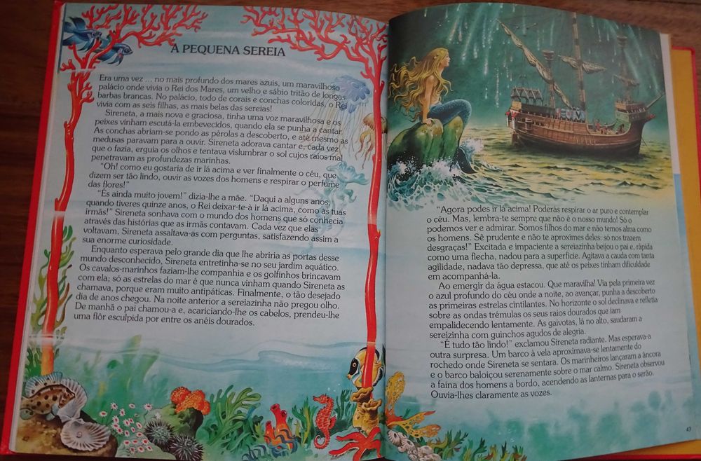 Branca de Neve e Outras Histórias (Fábulas e Contos do Mundo Inteiro)