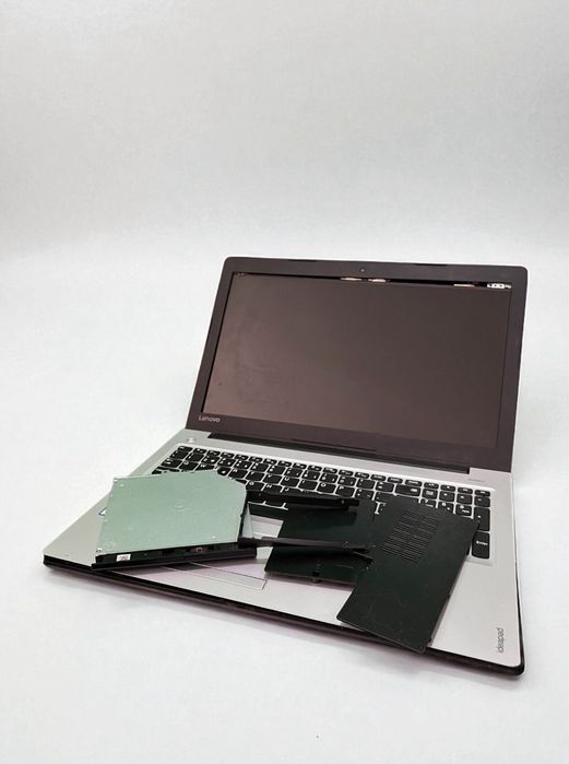 Lenovo Ideapad 15 - Para Peças a funcionar