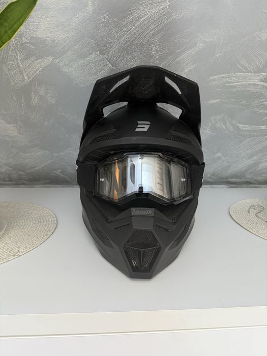 Kask z goglami SHOT