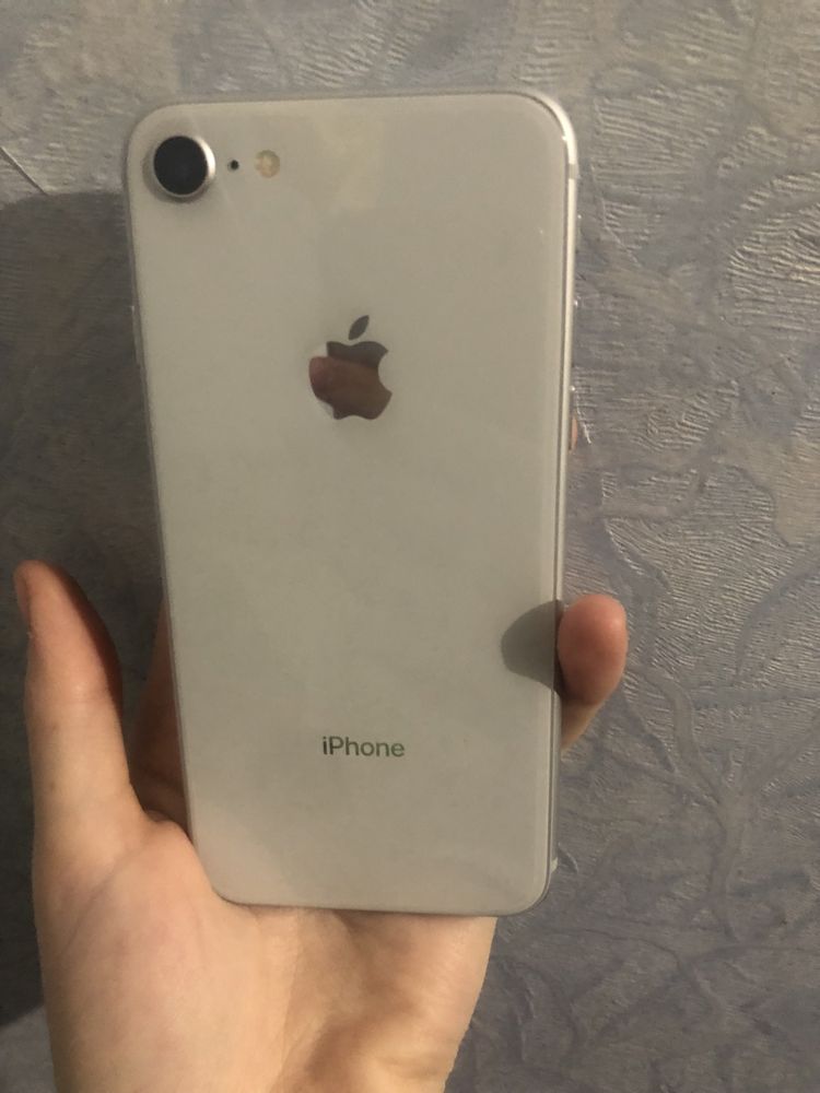 Iphone 8 белый: 1 500 грн. - Мобильные телефоны / смартфоны ...