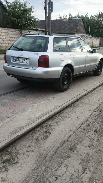 Ауди А4 B5 1.9 Audi турбо дизель универсал кожаный салон максимальная комплектация