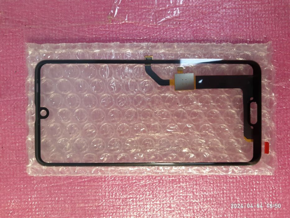 Продам тач для телефону Sharp Aquos R3