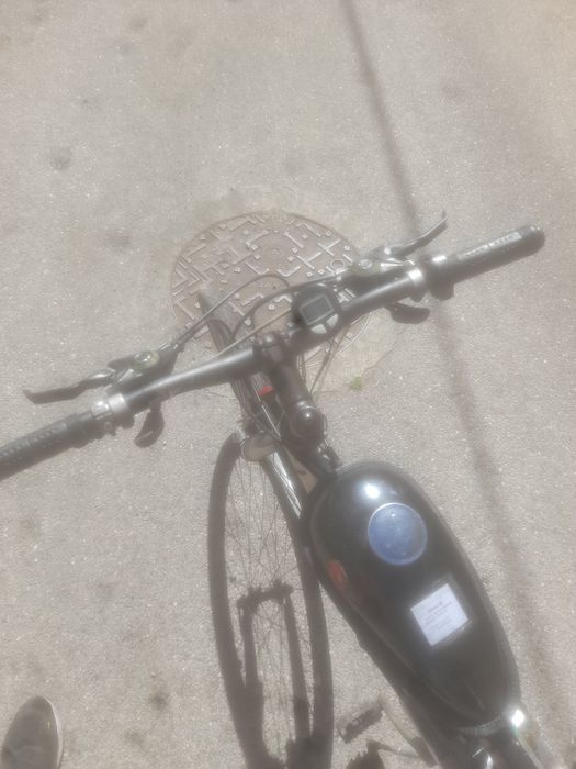 Bicileta shimano de alumínio com motor auxiliar 39cc